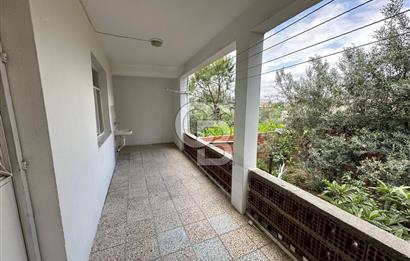 Foça Kazım Dirik'te Kiralık 3+1 Kapalı Mutfaklı Daire