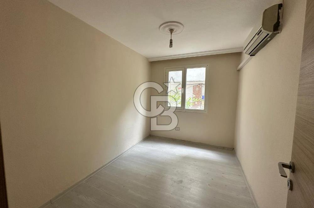 Foça Kazım Dirik'te Kiralık 3+1 Kapalı Mutfaklı Daire