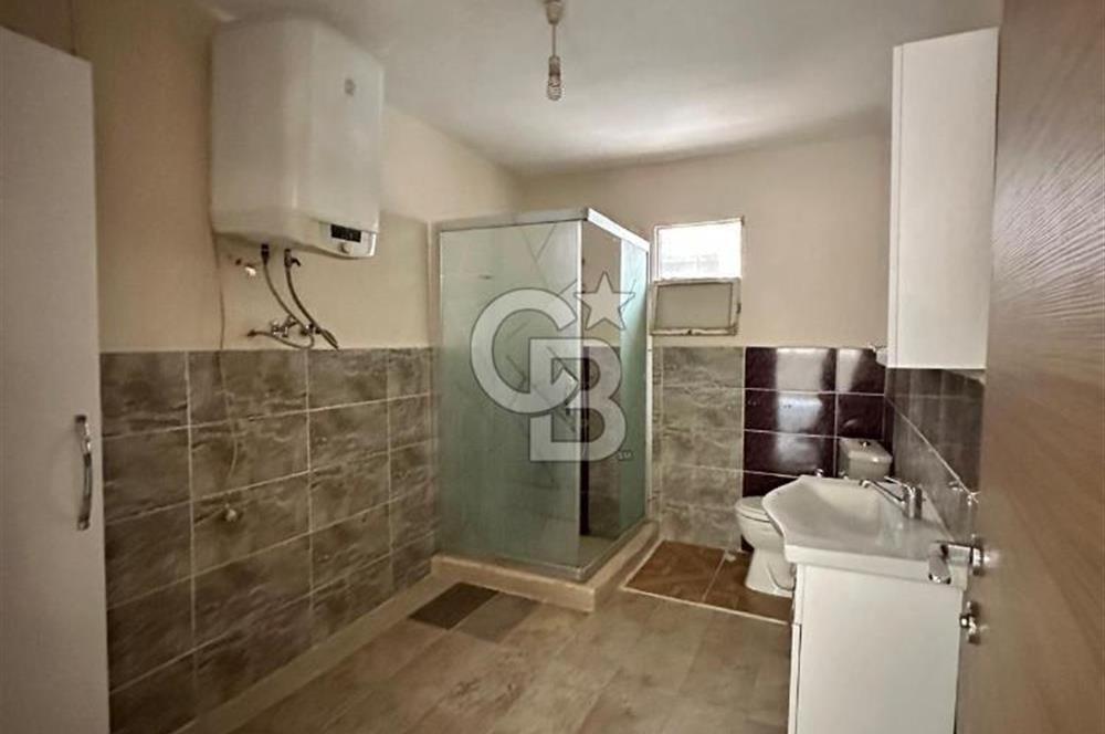 Foça Kazım Dirik'te Kiralık 3+1 Kapalı Mutfaklı Daire