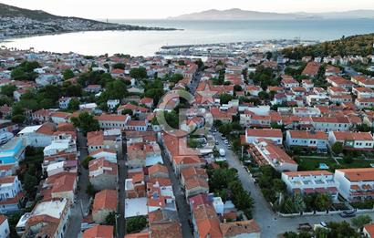 Yenifoça Merkez'de Satılık Arsa