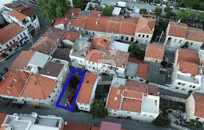 Yenifoça Merkez'de Satılık Arsa