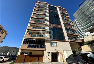BAYRAKLI BARIŞ SİTESİ 3+1 SATILIK DAİRE