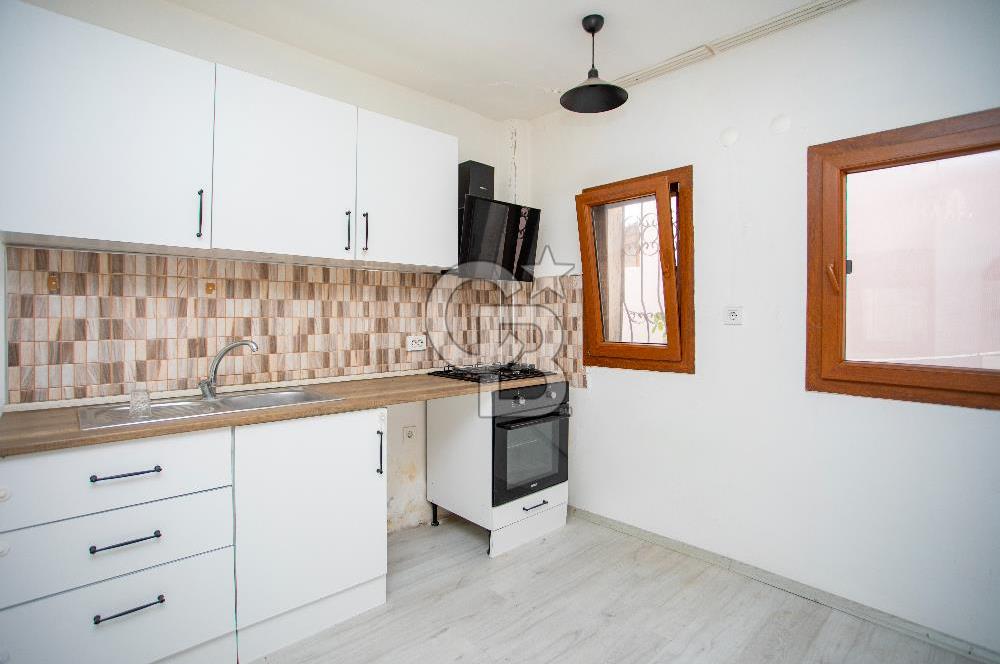 Foça Atatürk Mah. Site İçerisinde Satılık 3+1 Tripleks