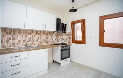 Foça Atatürk Mah. Site İçerisinde Satılık 3+1 Tripleks