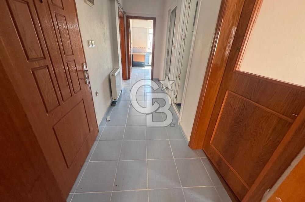 Sancaktepe Yenidoğan Mahallesinde 2+1 Ara Kat Kiralık Daire