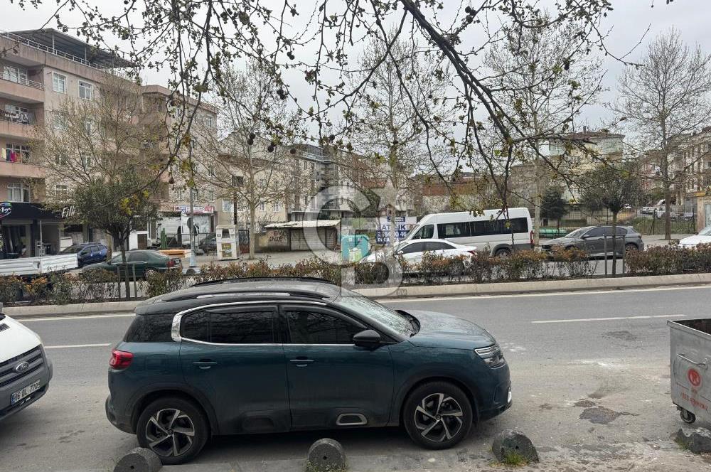Sancaktepe de Atatürk Caddesine Cephe Ticari+Konut İmarlı Arsa