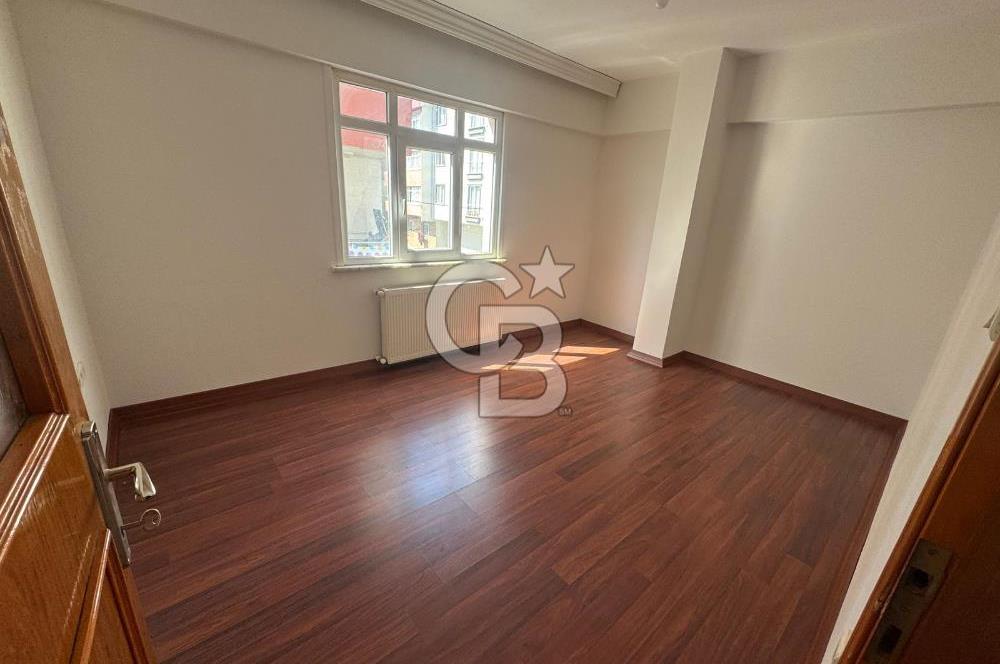 Sancaktepe Yenidoğan Mahallesinde 2+1 Ara Kat Kiralık Daire
