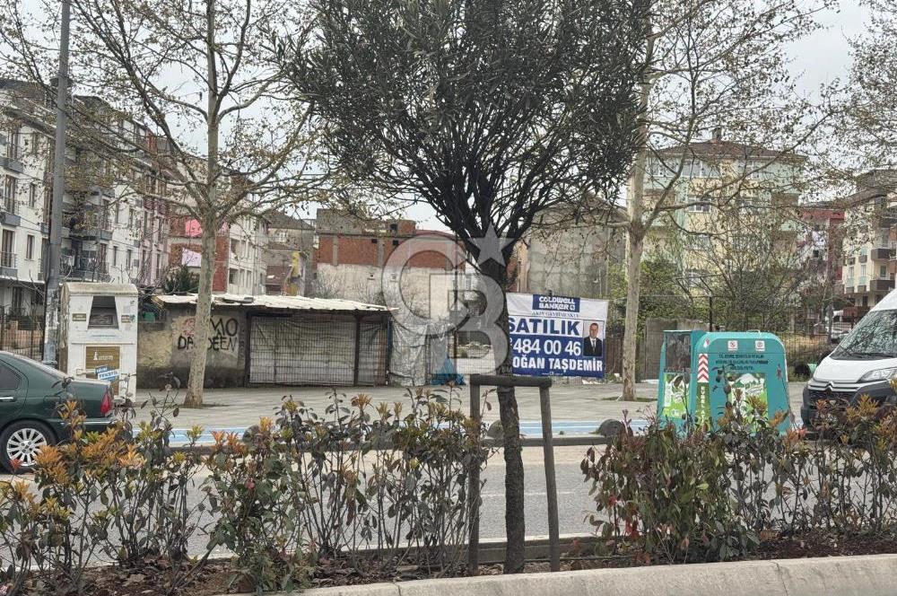 Sancaktepe de Atatürk Caddesine Cephe Ticari+Konut İmarlı Arsa