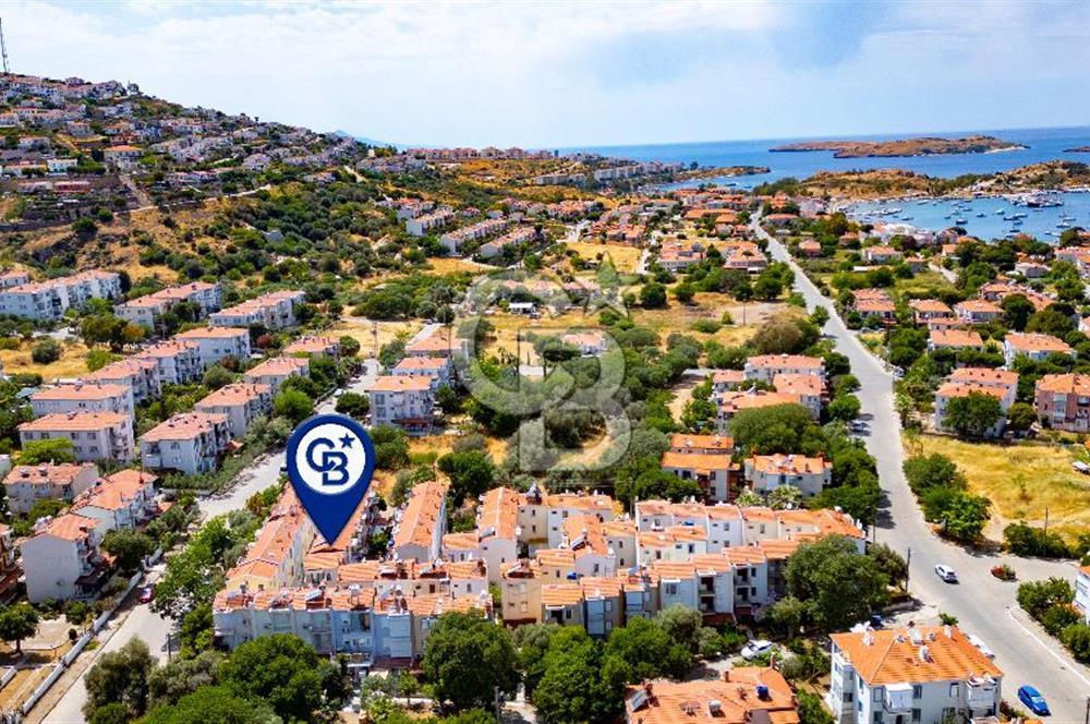 Foça Atatürk Mah. Site İçerisinde Satılık 3+1 Tripleks