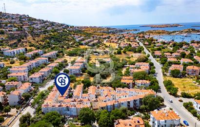Foça Atatürk Mah. Site İçerisinde Satılık 3+1 Tripleks