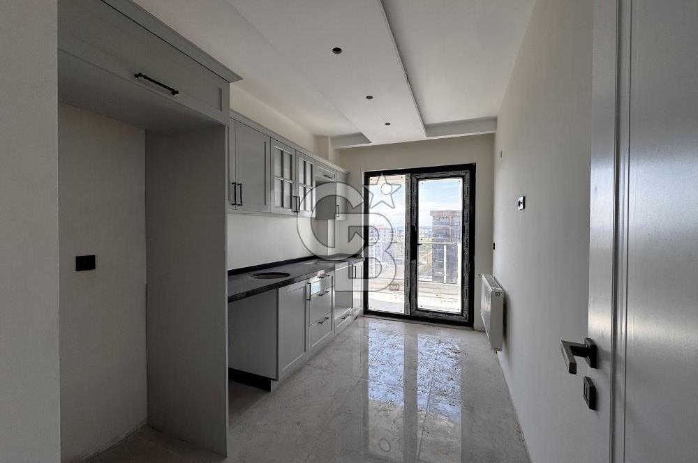KARACAÖREN'DE ANA YOLA CEPHE, KONFORLU VE MODERN 3+1 DAİRE!