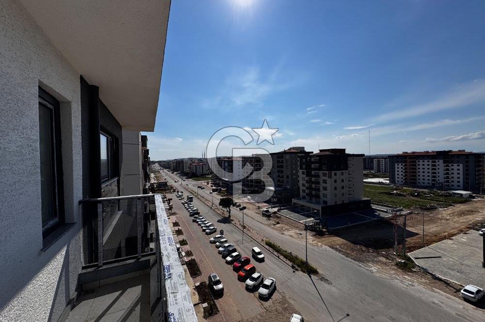 KARACAÖREN'DE ANA YOLA CEPHE, KONFORLU VE MODERN 3+1 DAİRE!