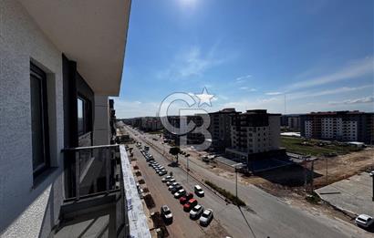 KARACAÖREN'DE ANA YOLA CEPHE, KONFORLU VE MODERN 3+1 DAİRE!