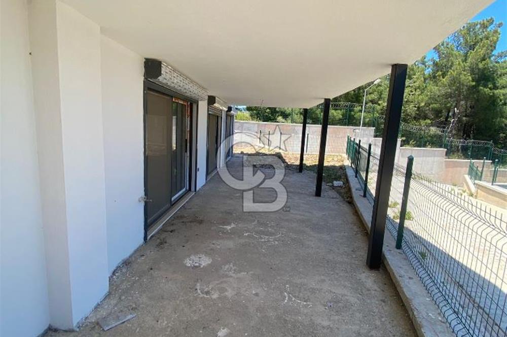 Urla'da Deniz Manzaralı Değerinin Altında Satılık Lüks Villa4+1 4 Banyo