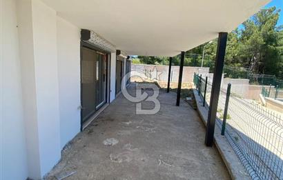 Urla'da Deniz Manzaralı Değerinin Altında Satılık Lüks Villa4+1 4 Banyo