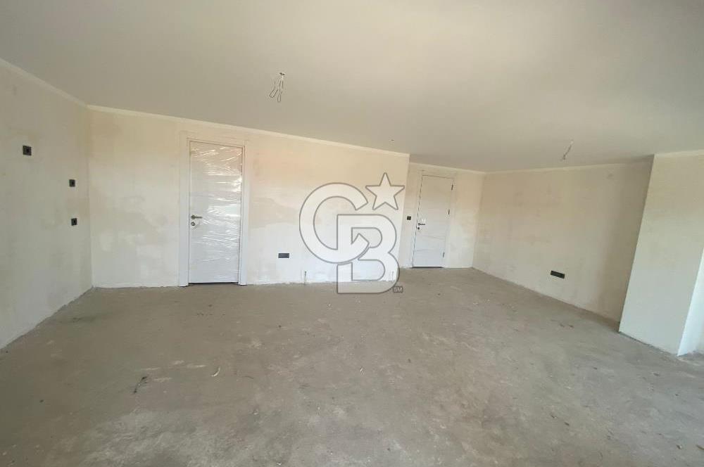Urla'da Deniz Manzaralı Değerinin Altında Satılık Lüks Villa4+1 4 Banyo