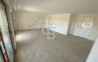 Urla'da Deniz Manzaralı Değerinin Altında Satılık Lüks Villa4+1 4 Banyo