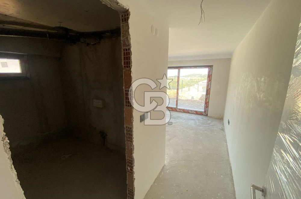 Urla'da Deniz Manzaralı Değerinin Altında Satılık Lüks Villa4+1 4 Banyo