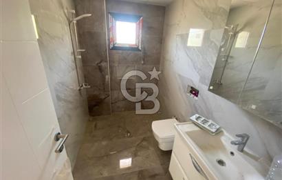 Urla'da Deniz Manzaralı Değerinin Altında Satılık Lüks Villa4+1 4 Banyo