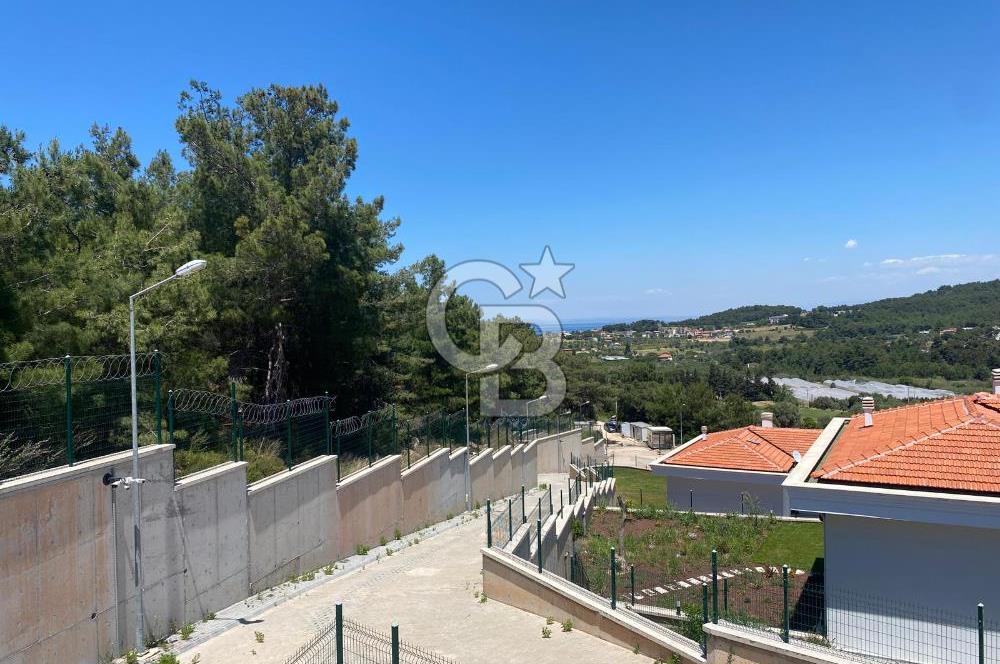 Urla'da Deniz Manzaralı Değerinin Altında Satılık Lüks Villa4+1 4 Banyo