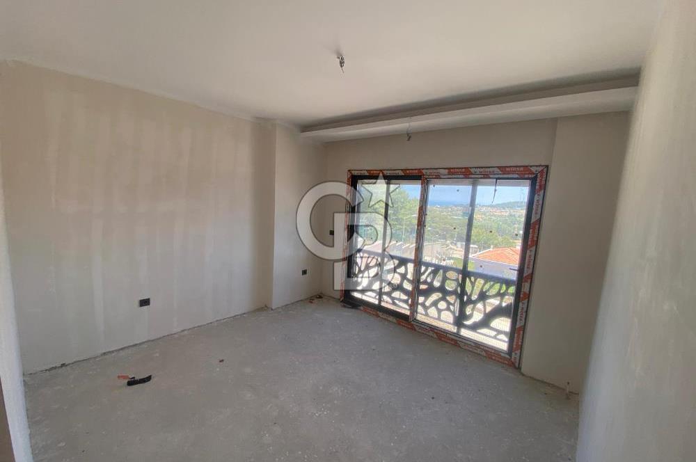 Urla'da Deniz Manzaralı Değerinin Altında Satılık Lüks Villa4+1 4 Banyo