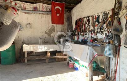ÇUBUK TAŞPINARDA ASVALT YOLA ÇEPHE SATILIK ÇİFLİK EVİ