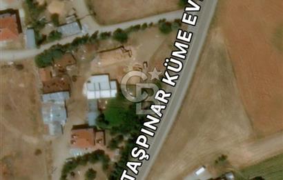 ÇUBUK TAŞPINARDA ASVALT YOLA ÇEPHE SATILIK ÇİFLİK EVİ
