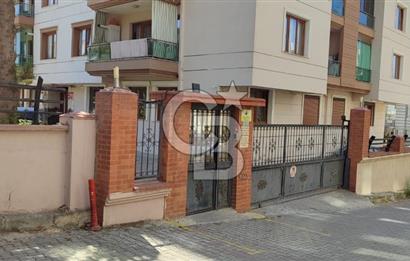 İZMİR BUCA UÇANYOL YAKINI SİTE İÇERİSİNDE 3+1 SATILIK DAİRE