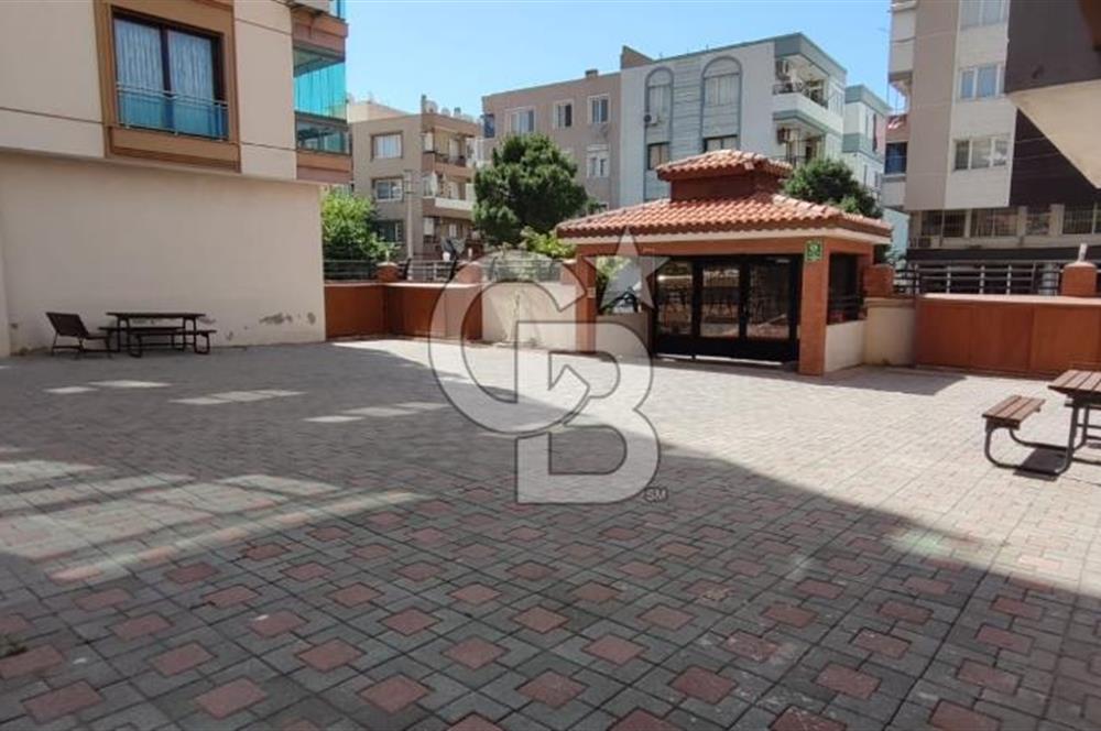İZMİR BUCA UÇANYOL YAKINI SİTE İÇERİSİNDE 3+1 SATILIK DAİRE