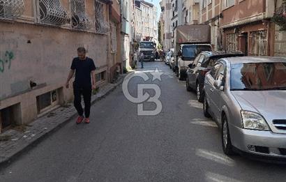 İstanbul Fatih Silivrikapı Mahallesi'nde Satılık 1+1 Daire 