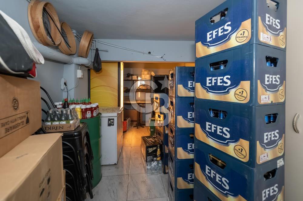 Beşiktaş Çarşıda IF Yanında Cafe-Bar - Mülkü Satılık Dükkan