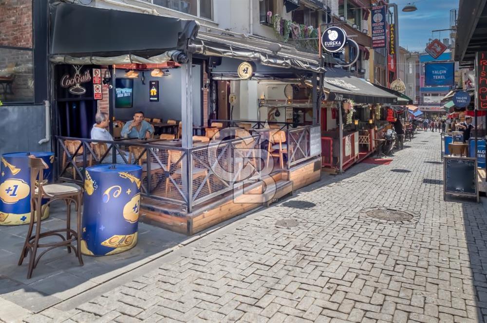 Beşiktaş Çarşıda IF Yanında Cafe-Bar - Mülkü Satılık Dükkan