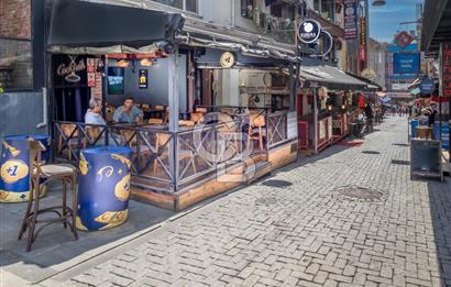 Beşiktaş Çarşıda IF Yanında Cafe-Bar - Mülkü Satılık Dükkan