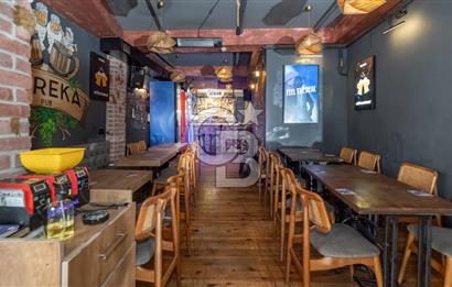 Beşiktaş Çarşıda IF Yanında Cafe-Bar - Mülkü Satılık Dükkan