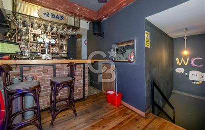 Beşiktaş Çarşıda IF Yanında Cafe-Bar - Mülkü Satılık Dükkan