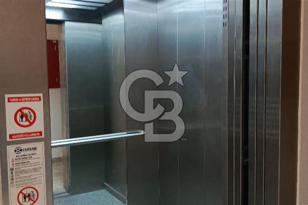 BOSTANCI’DA SAHİLE VE ULAŞIMA YAKIN SATILIK DAİRE 