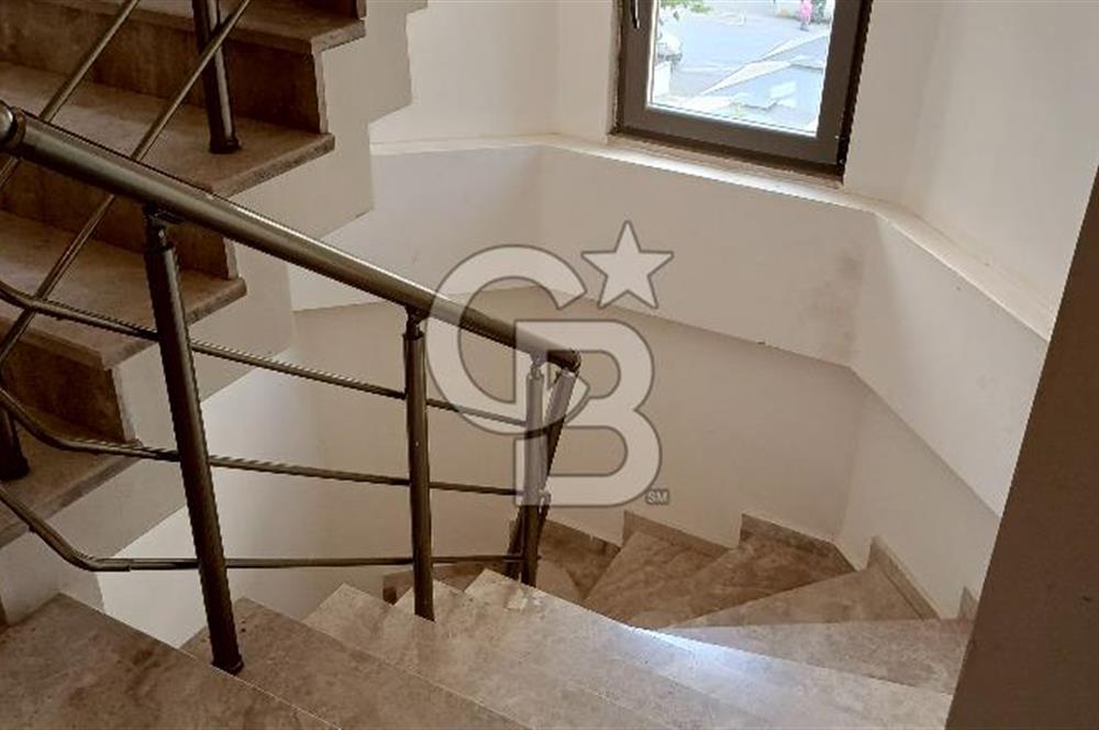 BOSTANCI’DA SAHİLE VE ULAŞIMA YAKIN SATILIK DAİRE 