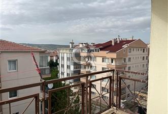 CB VİZYON YELİZ AKSOY'DAN ÇİSAN BLOKLARINDA SATILIK DAİRE