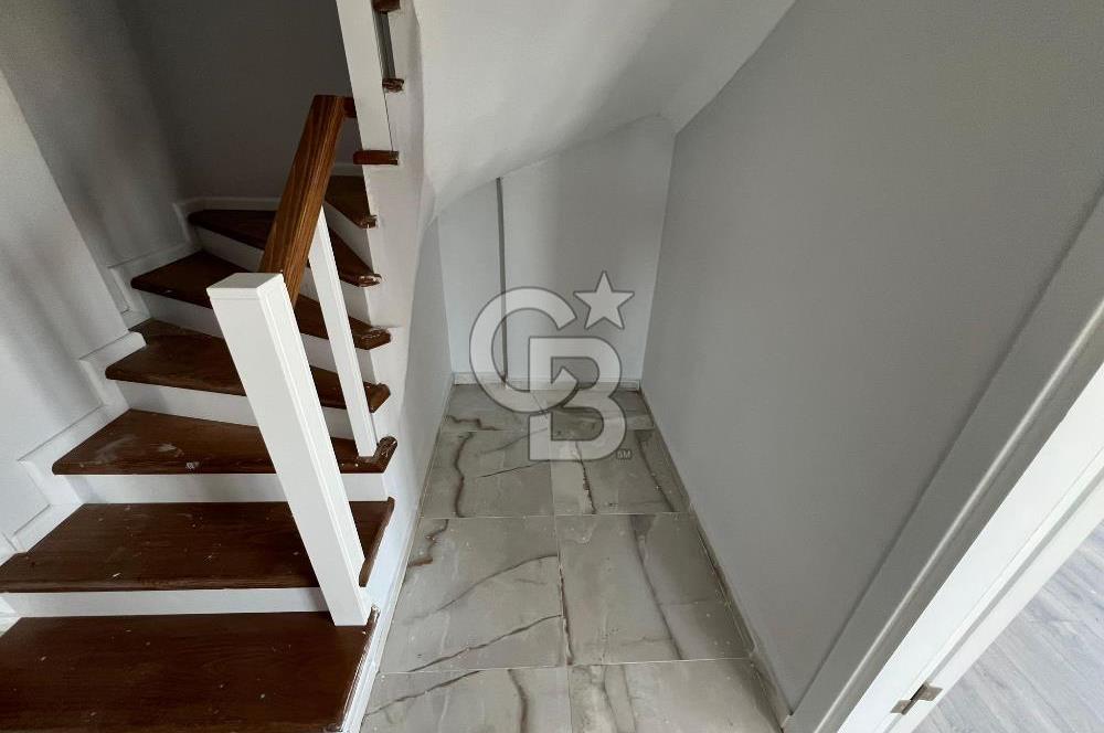 ENVOY'dan Başiskele Yeşilyurt Site içi Satılık 4+1 Çatı Dubleks