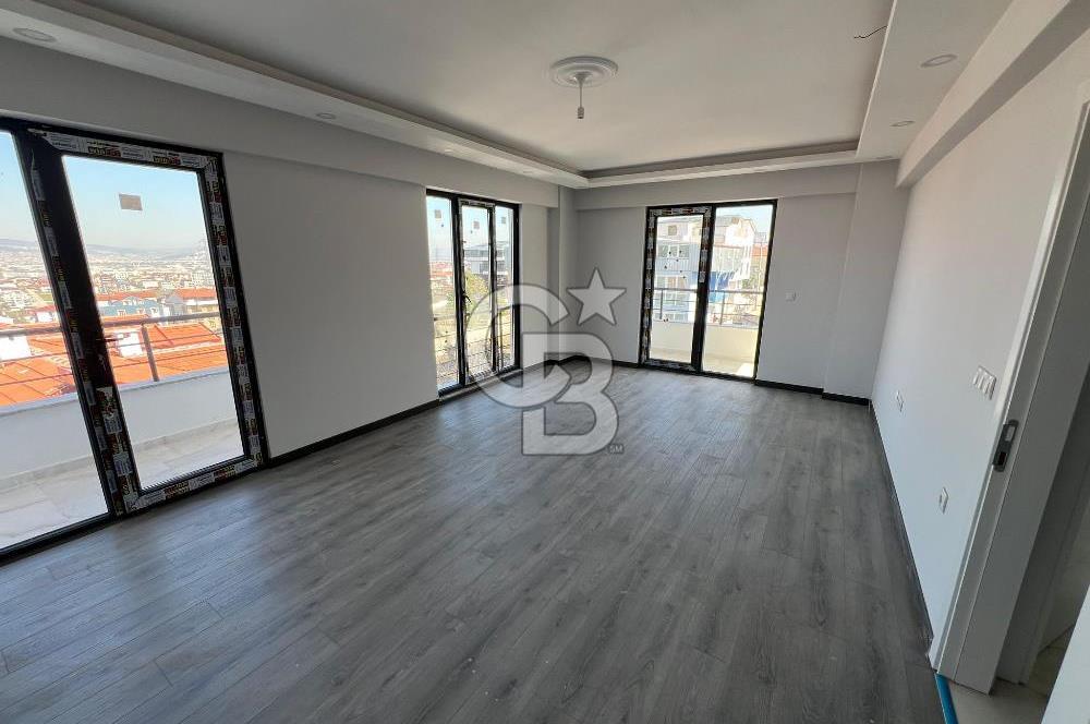 ENVOY'dan Başiskele Yeşilyurt Site içi Satılık 4+1 Çatı Dubleks