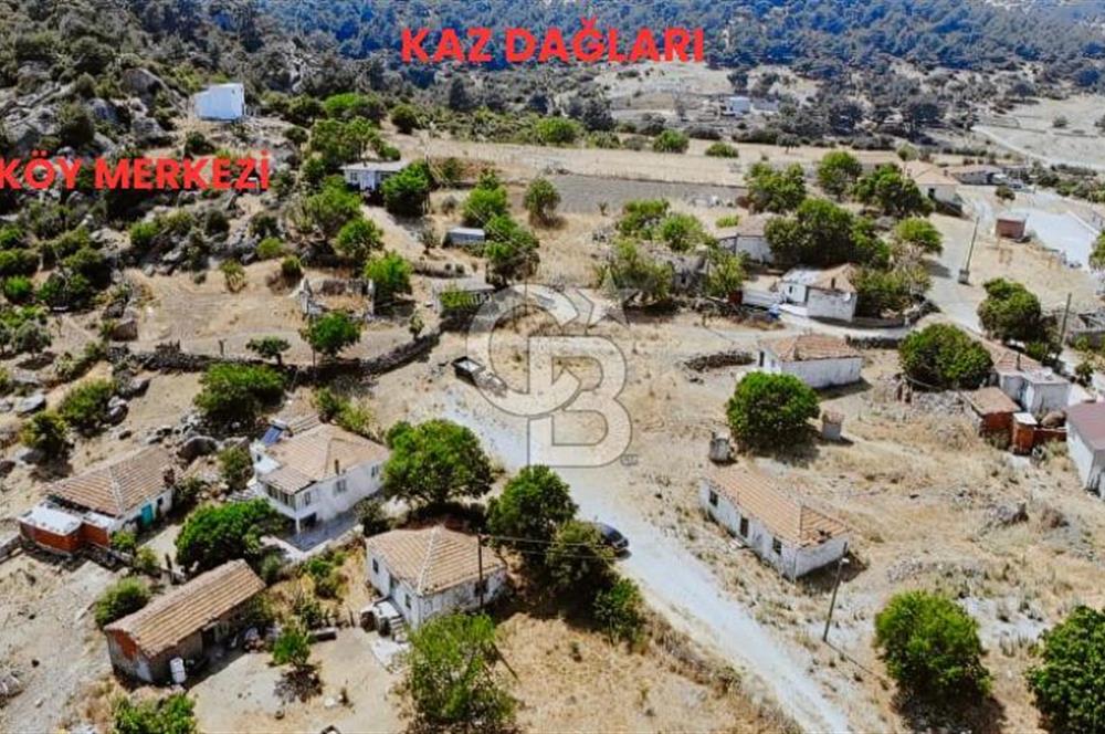 BOZCAADA YOLUNDA İMARLI ARSA