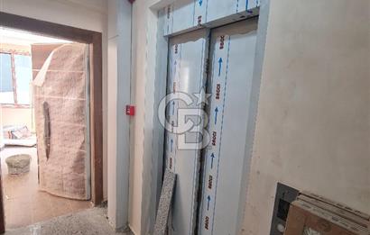 Üsküdar Uncular'da Teraslı Kiralık 1+1 Ofis/Home Ofis