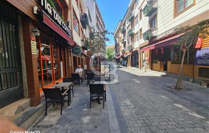 Üsküdar Uncular'da Teraslı Kiralık 1+1 Ofis/Home Ofis