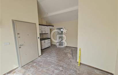 Üsküdar Uncular'da Teraslı Kiralık 1+1 Ofis/Home Ofis
