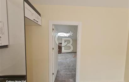 Üsküdar Uncular'da Teraslı Kiralık 1+1 Ofis/Home Ofis