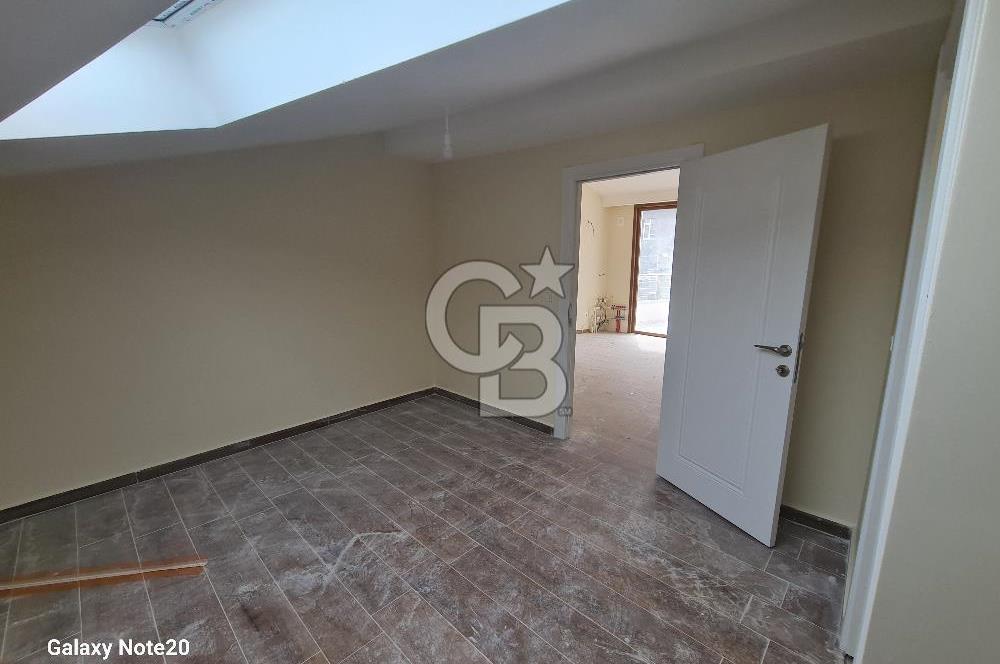 Üsküdar Uncular'da Teraslı Kiralık 1+1 Ofis/Home Ofis