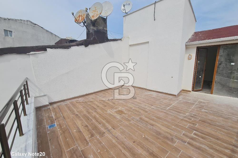 Üsküdar Uncular'da Teraslı Kiralık 1+1 Ofis/Home Ofis