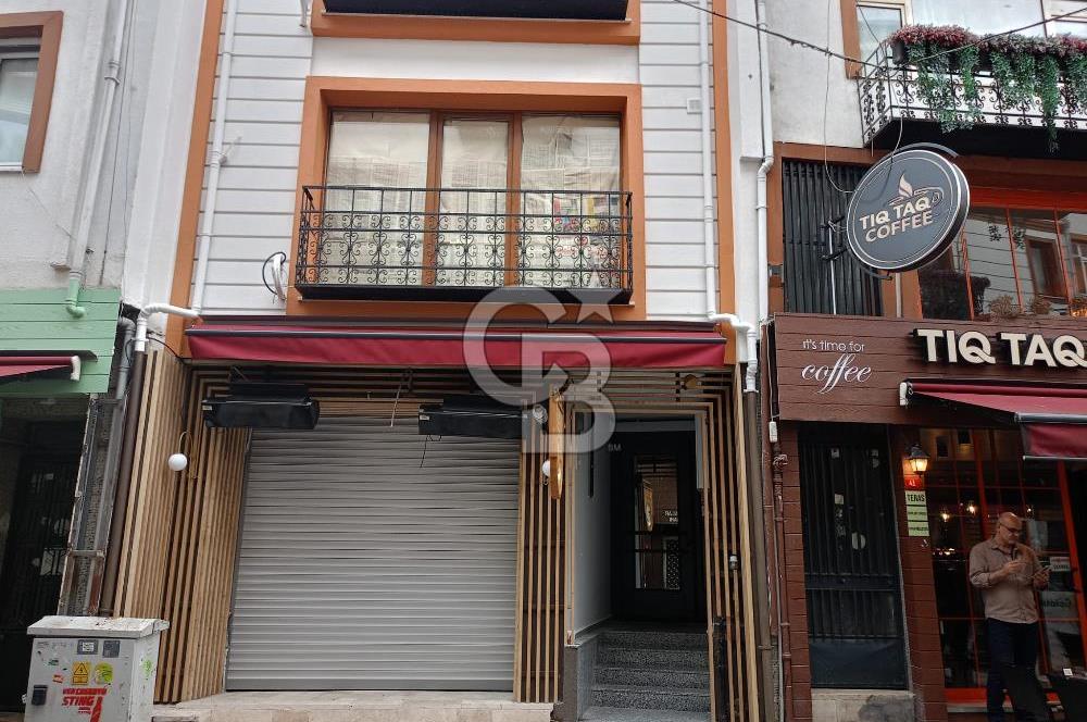Üsküdar Uncular'da Teraslı Kiralık 1+1 Ofis/Home Ofis