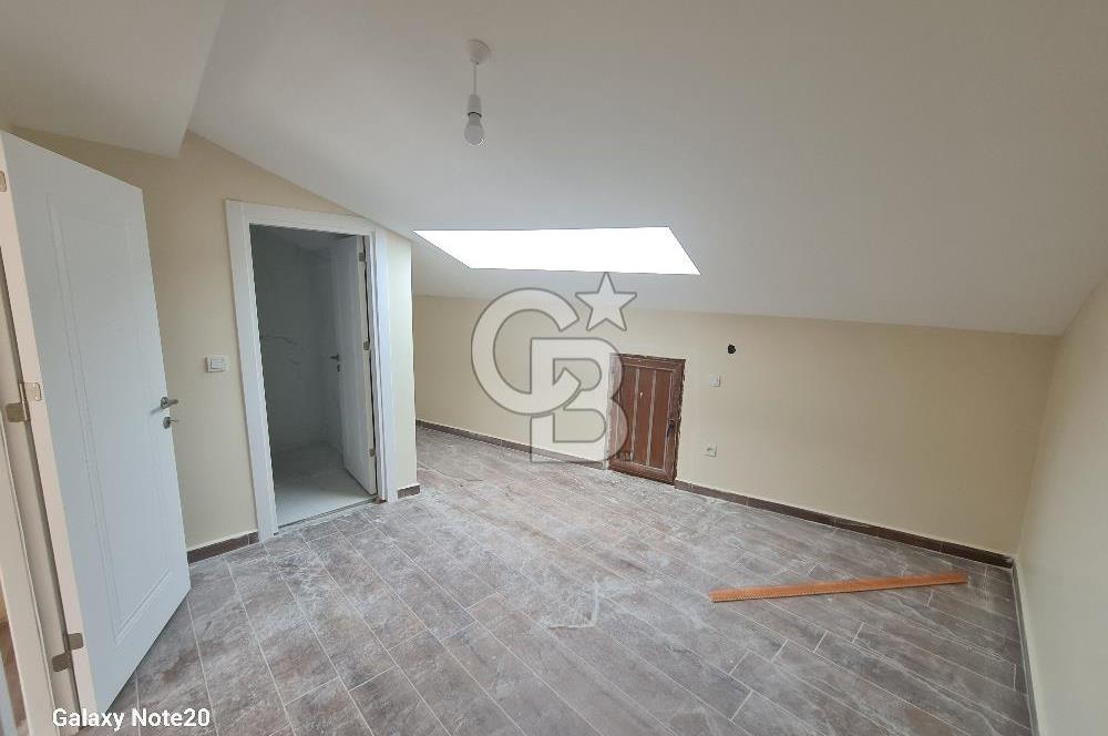Üsküdar Uncular'da Teraslı Kiralık 1+1 Ofis/Home Ofis