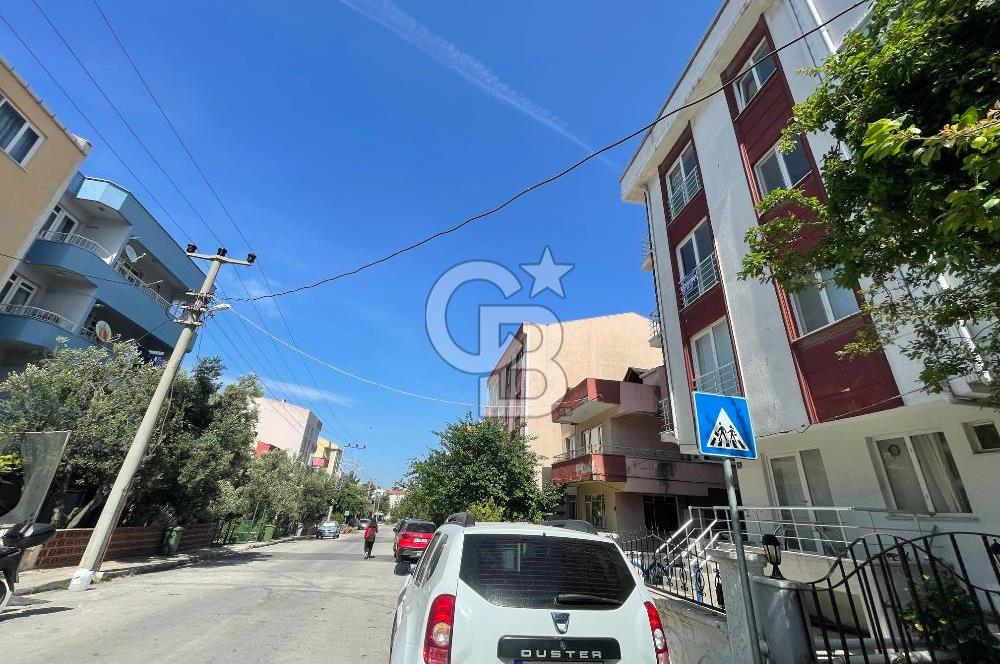 OLİMPİK YÜZME HAVUZUNA YAKIN MERKEZİ KONUMDA 1+1 KİRALIK DAİRE